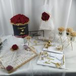 Epoksi Tepsi Seti, Kutuda Çiçek, Dekor Mumlar, Dekoratif İsimlik, Katlı Sunumluk Söz Nişan Çikolatası ve Dekoratif Tepsi Söz Nişan Çikolatası