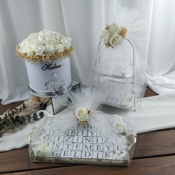 Kutuda Çiçek, Katlı Sunumluk Söz Nişan Çikolatası ve Dekoratif Tepsi Söz Nişan Çikolatası - Görsel 3