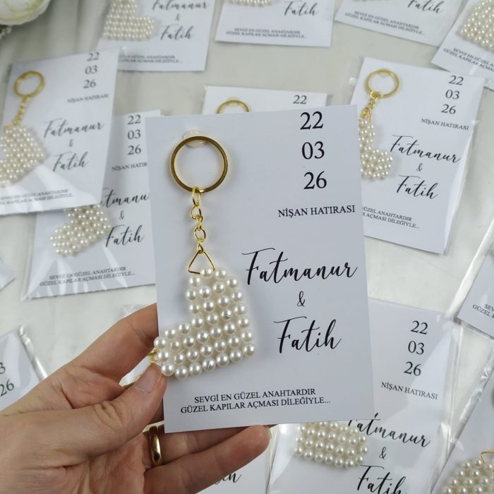 İncili Kalp Anahtarlık Hediyelik - Görsel 1