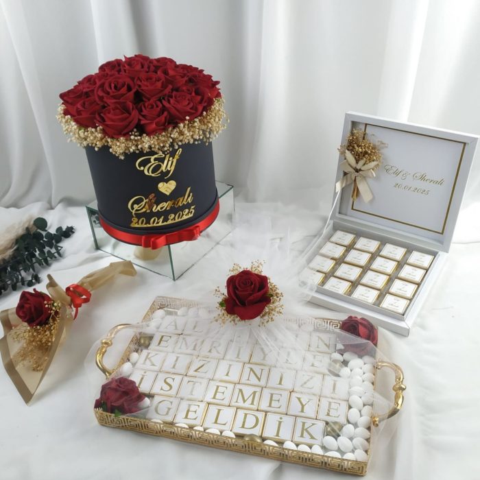 Kutuda Çiçek, Dekoratif Tepsi Söz Nişan Çikolatası ve Karton Kutu Söz Nişan Çikolatası - Görsel 1