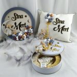 Bebek Kapı Süsü, Yastık ve Çikolata Seti - Görsel 2