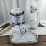 Kutuda Çiçek, Katlı Sunumluk Söz Nişan Çikolatası ve Dekoratif Tepsi Söz Nişan Çikolatası