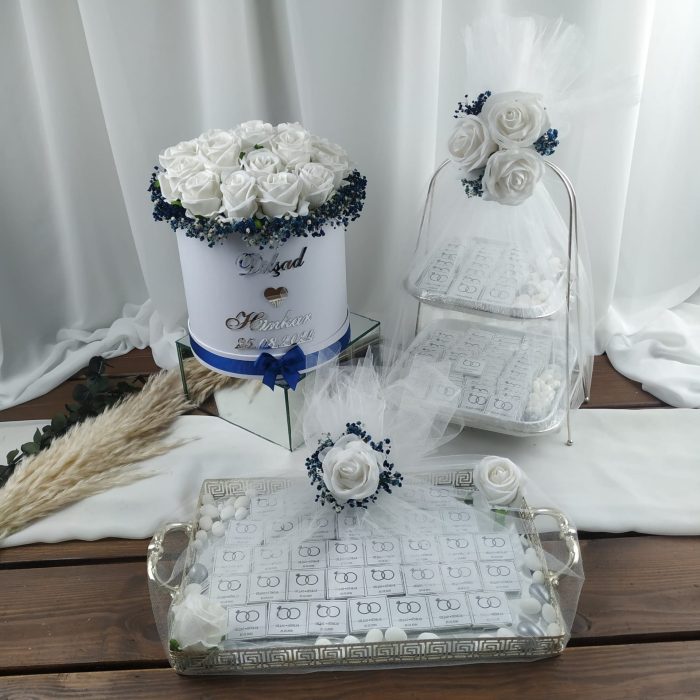 Kutuda Çiçek, Katlı Sunumluk Söz Nişan Çikolatası ve Dekoratif Tepsi Söz Nişan Çikolatası - Görsel 1