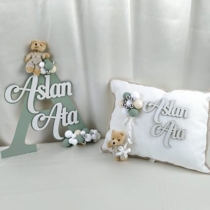 Bebek Harf Kapı Süsü ve Yastık Seti
