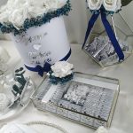 Epoksi Tepsi Seti, Kutuda Çiçek, Katlı Sunumluk Söz Nişan Çikolatası, Dekoratif Tepsi Söz Nişan Çikolatası, Cam Kutu Söz Nişan Çikolatası ve Piramit Kutu Söz Nişan Çikolatası - Görsel 4