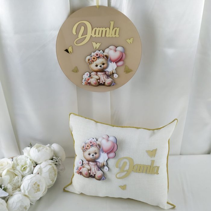 Figürlü Bebek Kapı Süsü ve Yastık Seti - Görsel 1